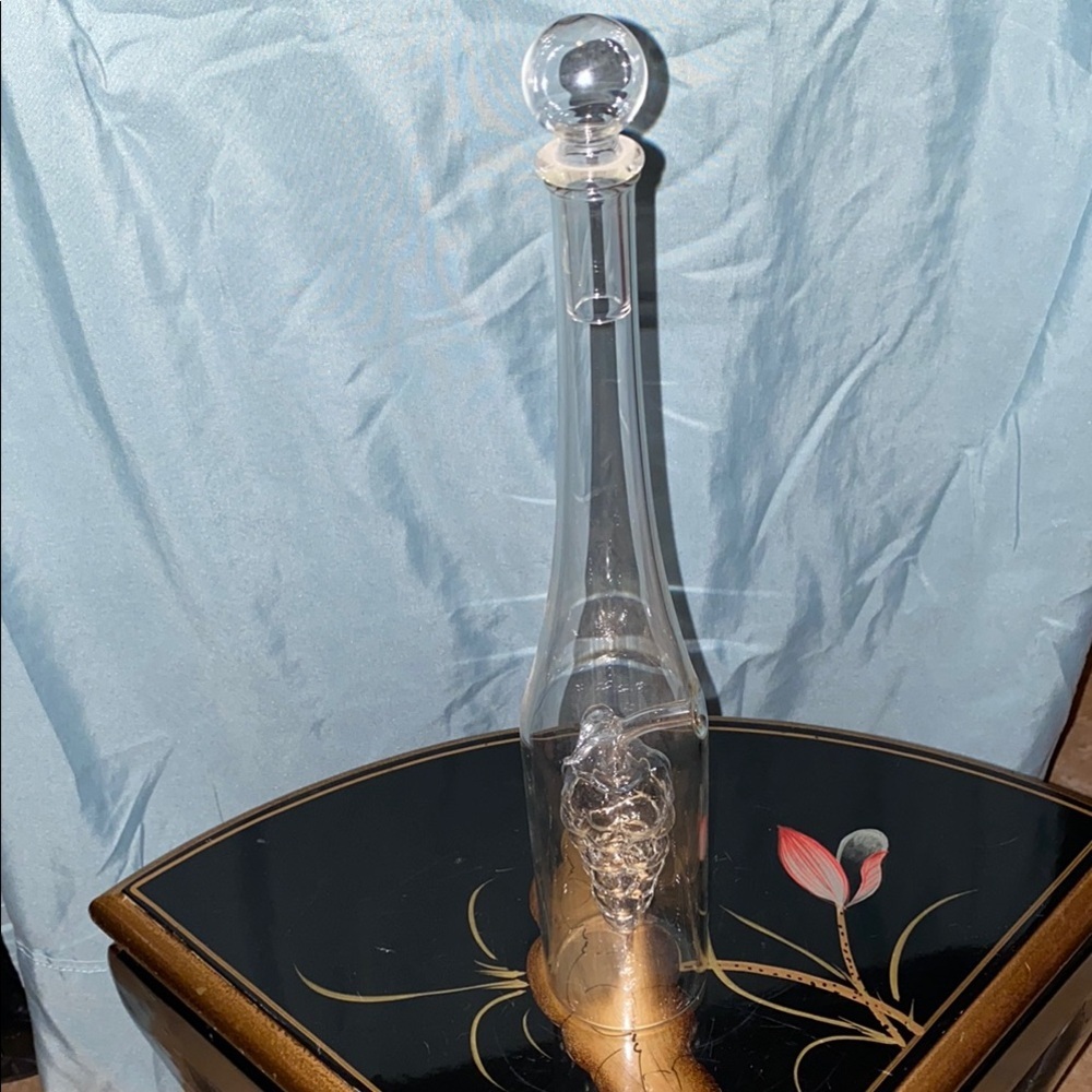 BX48 Vintage Elegant Glass Bottle with Silver Accents - Picture 6 of 7